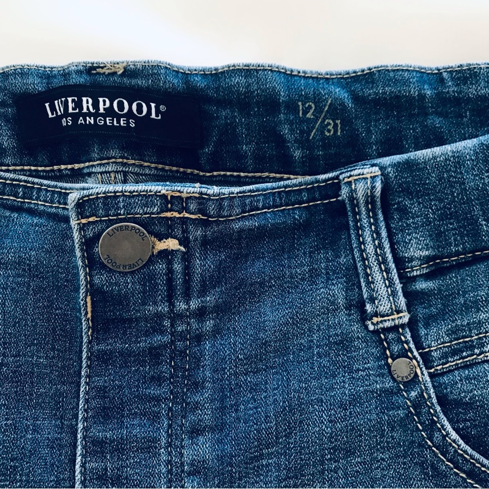Liverpool The Slim Stretch Pull On Jeans Size 12/31 Love the Feel Feel the Love - Picture 15 of 15